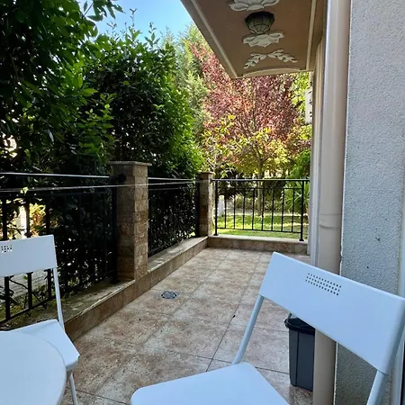 아파트 слънчево море 네세부르